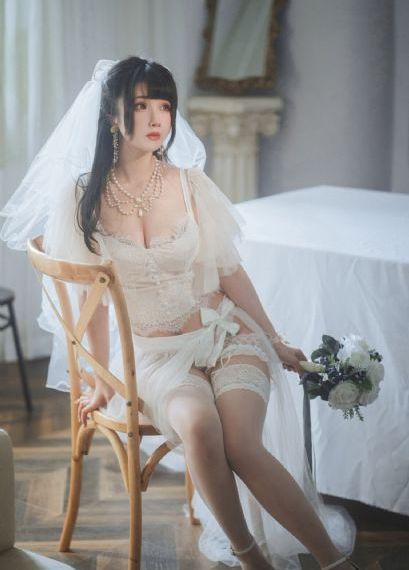 年轻的女教师5