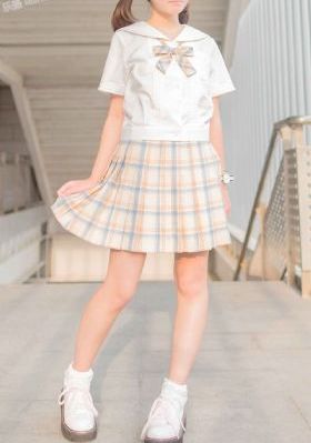 老汉胯下的女学生
