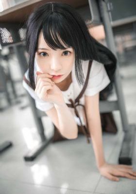 鬓边有朵栀子肥by大姑娘