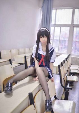 丰满大胸年轻寡妇